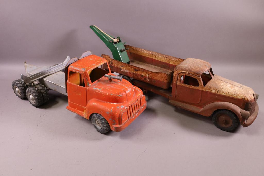 ALL AMERICAN LUMBER TRUCK & BUDDY L TOW TRUCK: BOTH IN ASIS CONDITION. 20" & 22" LONG