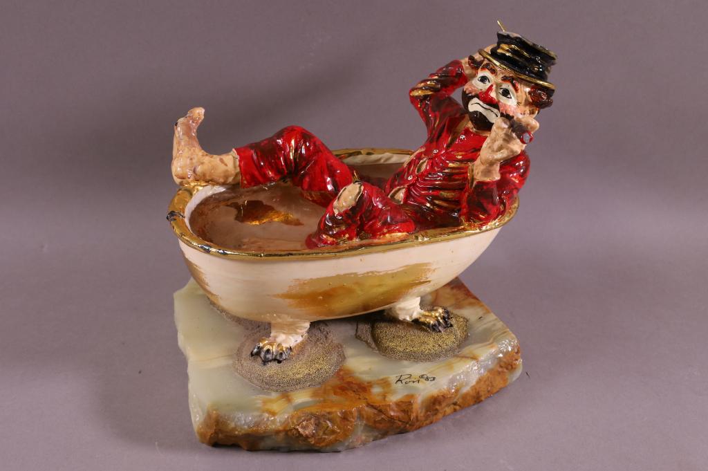 LARGE RON LEE PAINTED CLOWN SCULPTURE (1 of 4)