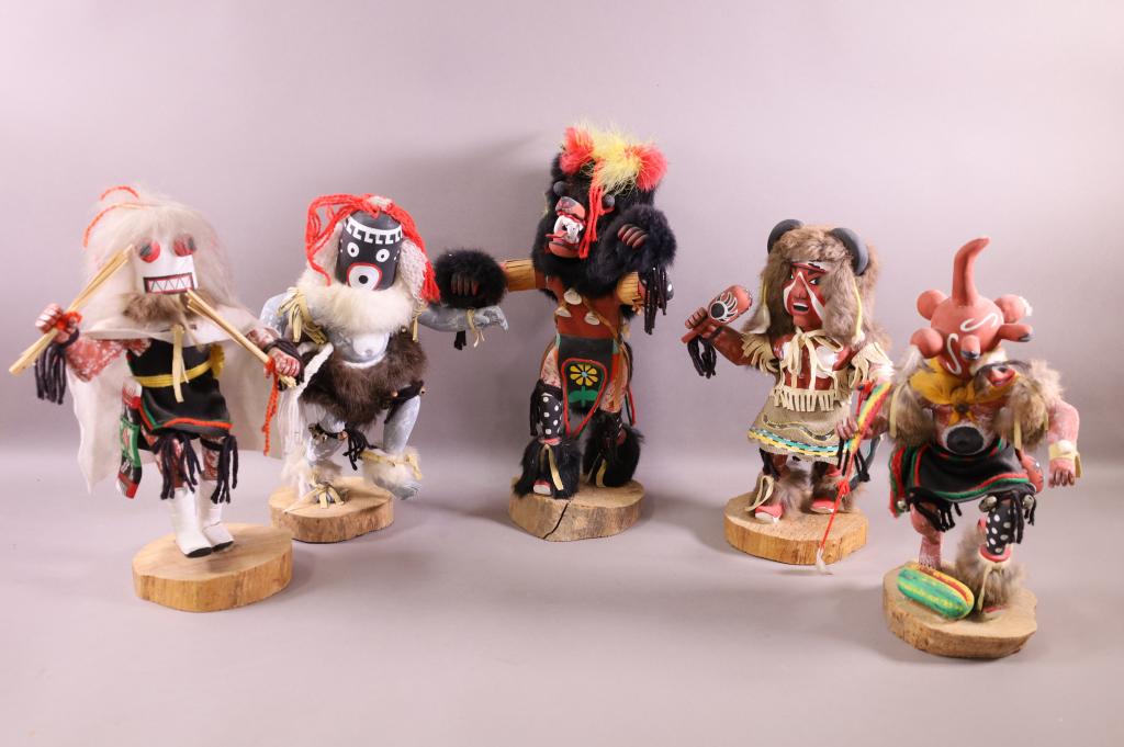 5 KACHINA DOLLS (1 of 5)