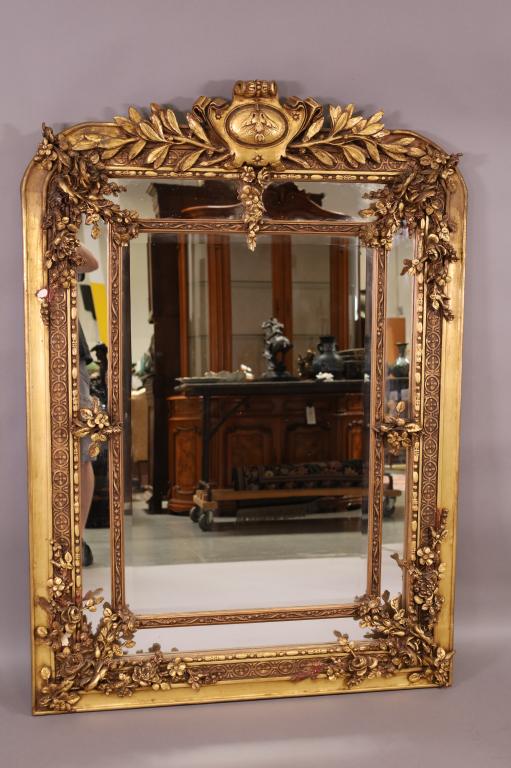 LARGE CARVED GOLD GILT WALL MIRROR (1 of 4)