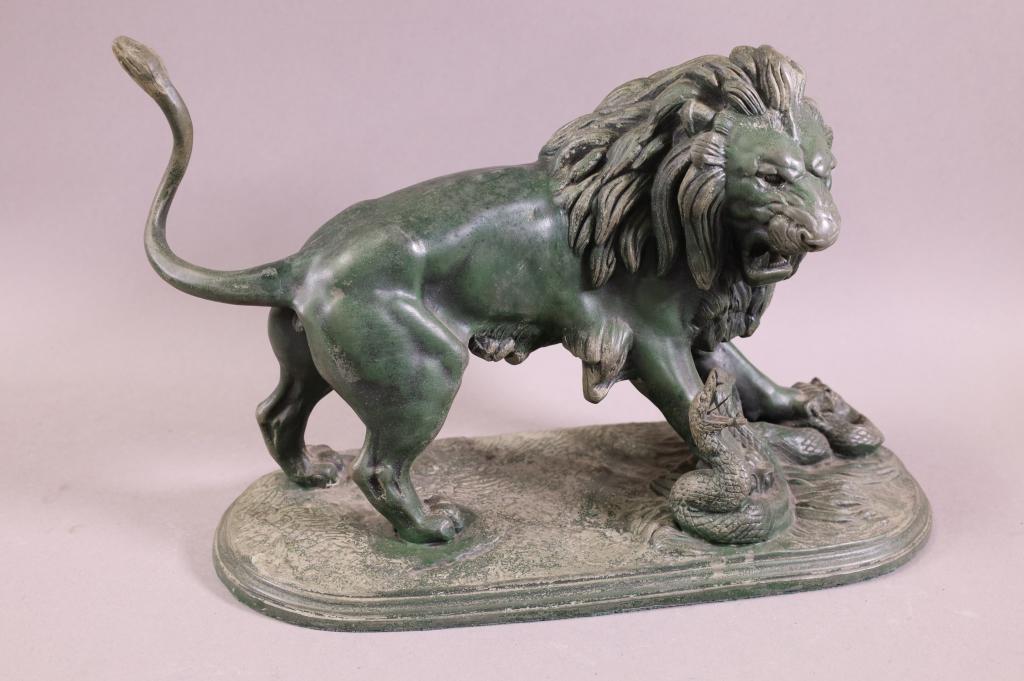 ANTIQUE FRENCH SPELTER LION FIGURE (1 of 4)