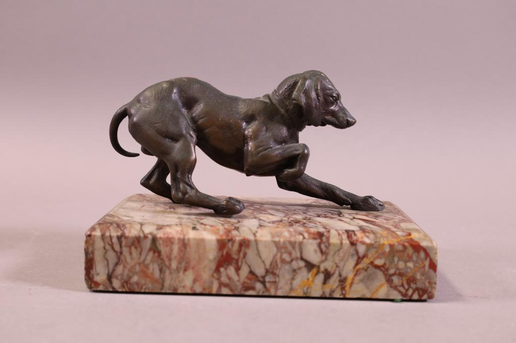 BRONZE DOG FIGURE (1 of 3)