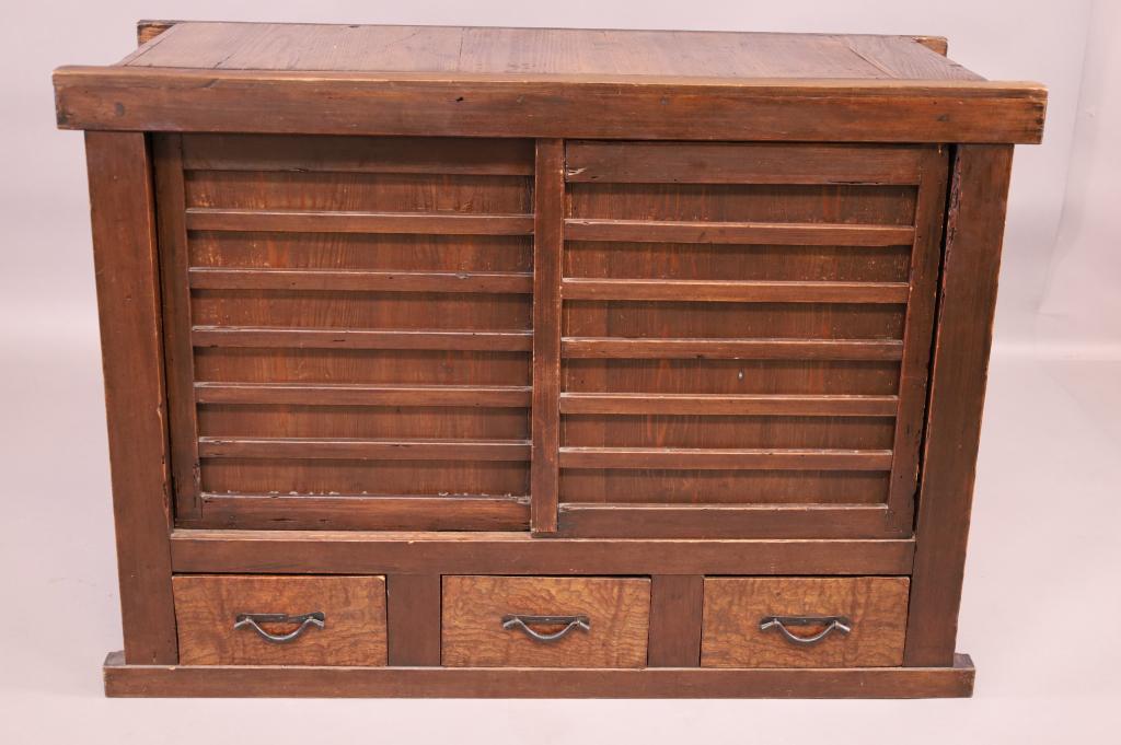 JAPANESE TANSU CHEST (1 of 4)