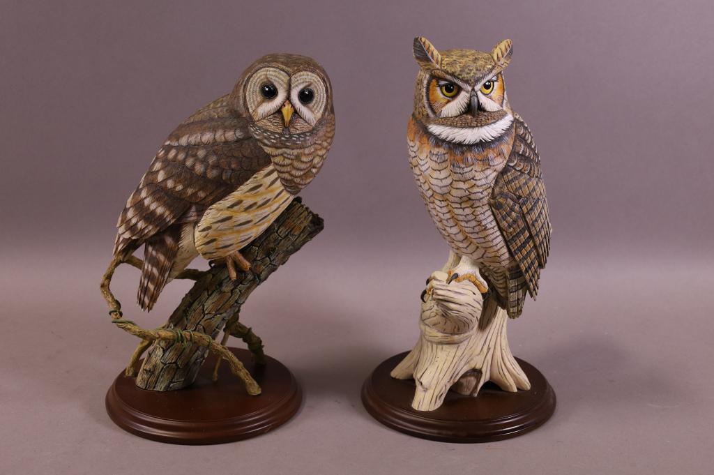 2 DANBURY MINT OWL FIGURES: SIGNED JEFF RECHIN "CALL OF THE NIGHT" & "NIGHT WATCH". 12" H.