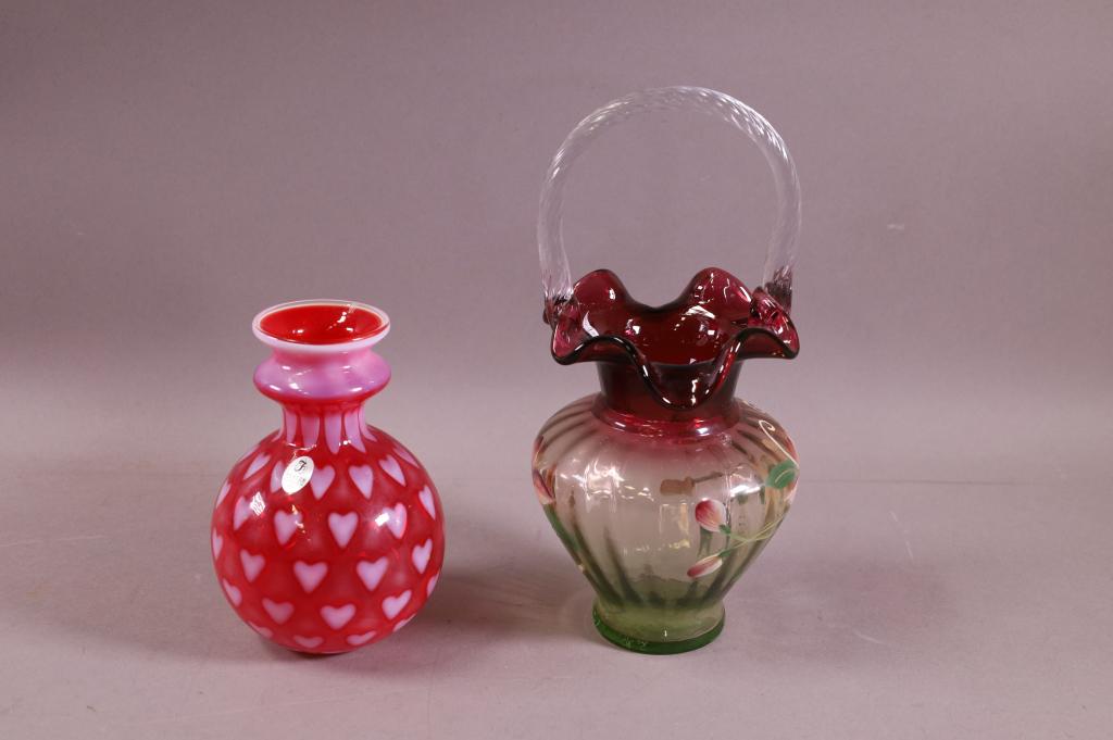 TWO PIECES OF FENTON GLASS (1 of 3)