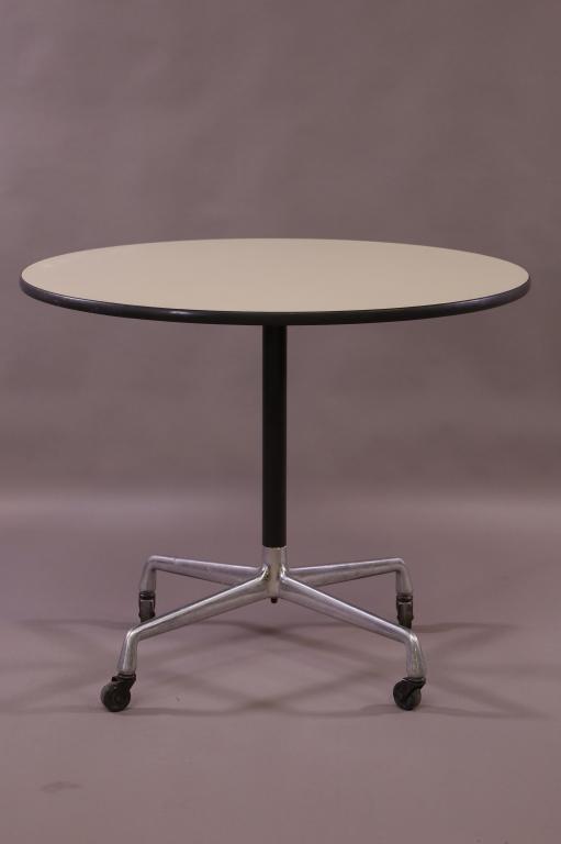 HERMAN MILLER EAMES ALUMINIUM GROUP TABLE (1 of 3)