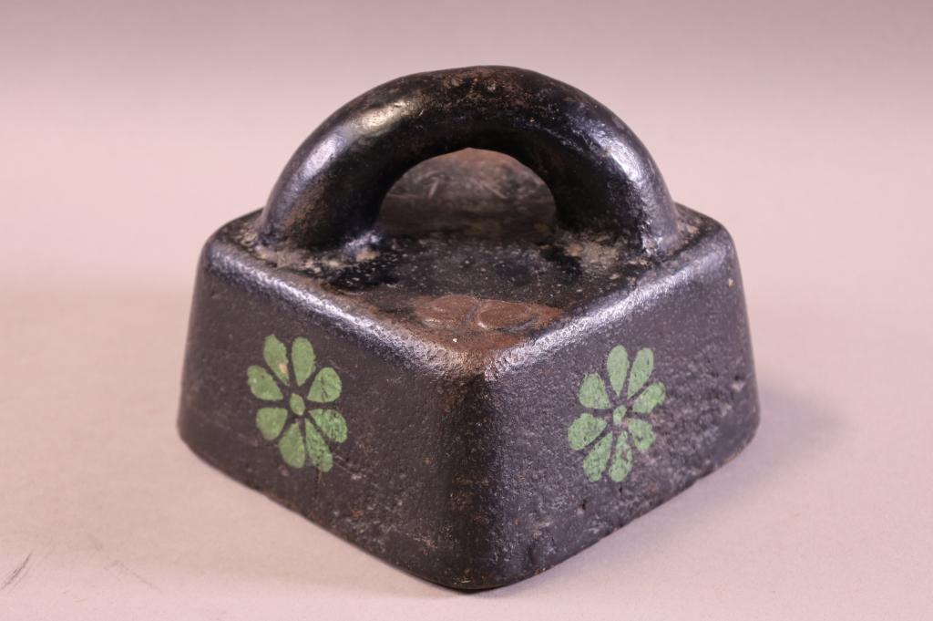 ANTIQUE TOLE PAINTED CAST IRON DOOR STOP (1 of 3)