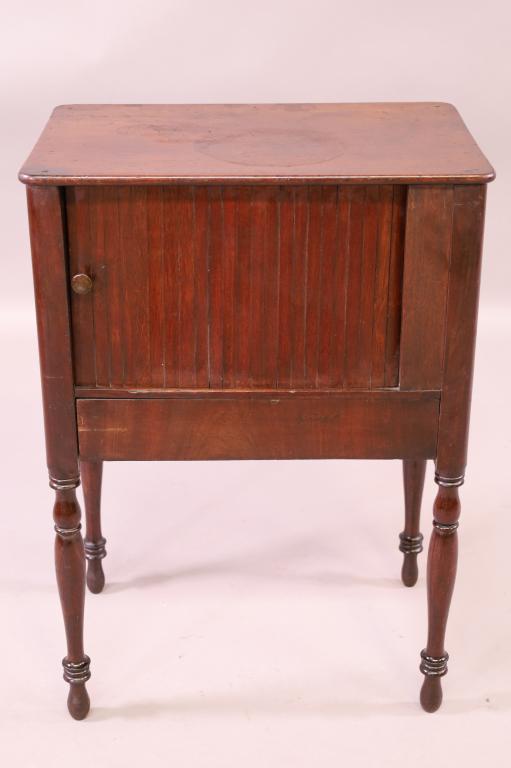 19TH CENTURY ENGLISH SIDE TABLE (1 of 5)