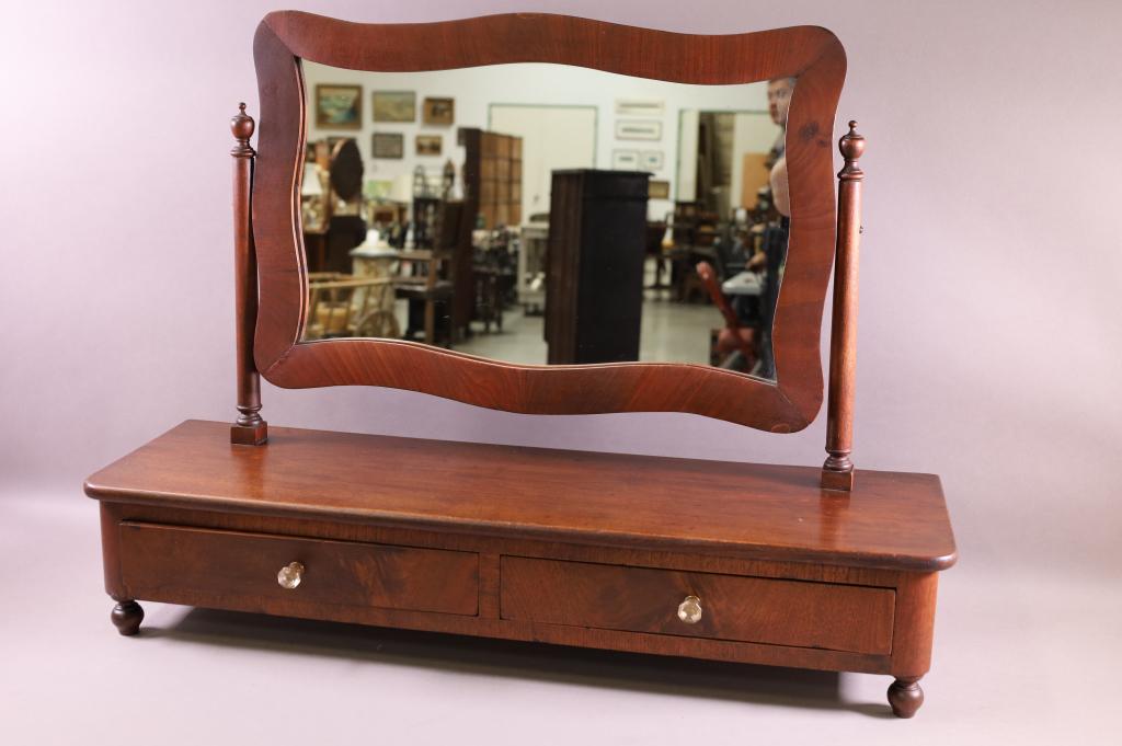 19TH CENTURY GENTLEMAN'S SHAVING MIRROR (1 of 2)