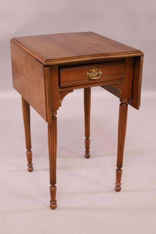 ANTIQUE DROP SIDE TABLE (1 of 4)