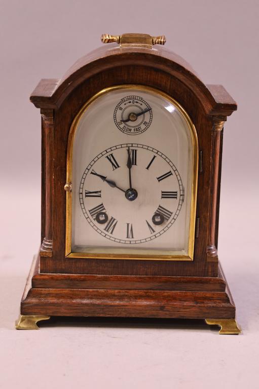 SMALL OAK BRACKET CLOCK (1 of 5)