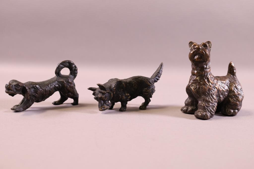 3 MINIATURE BRONZE DOGS (1 of 4)