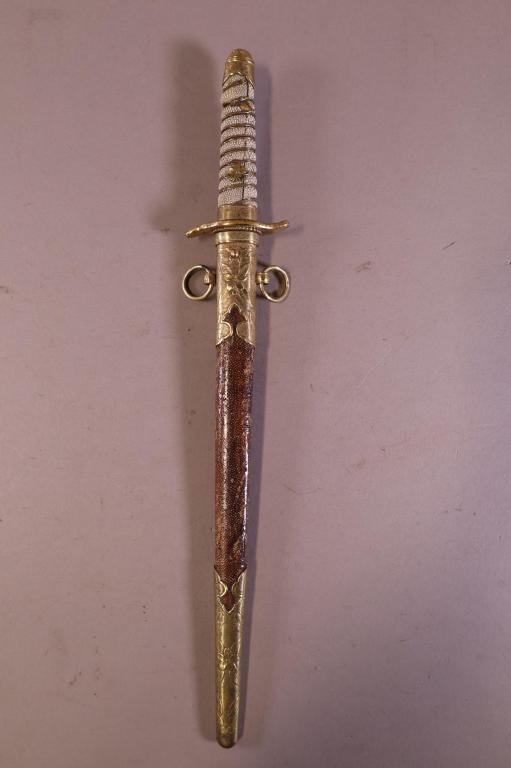 CHINESE DAGGER (1 of 6)