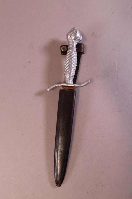 GERMAN DAGGER (1 of 5)