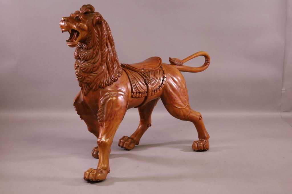 LARGE UNUSUAL HIGHLY CARVED LION (1 of 4)
