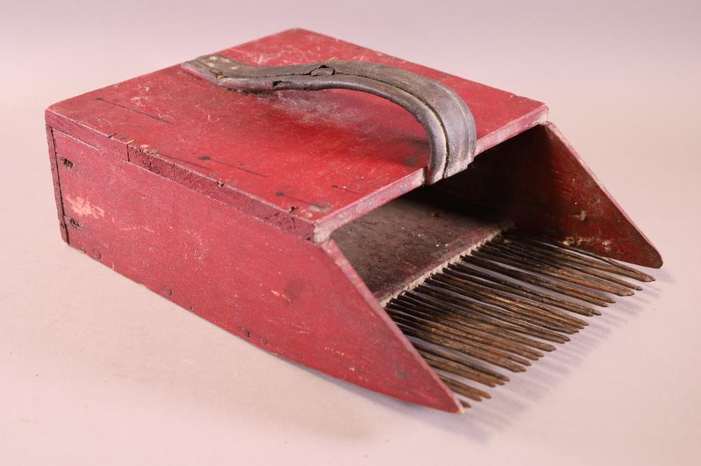 ANTIQUE CRANBERRY SCOOP (1 of 3)