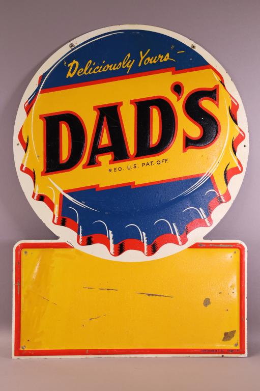 DAD'S ROOT BEER BOTTLE CAP SIGN (1 of 5)