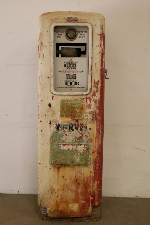 ERIE MODEL #540 COMPUTING GAS PUMP (1 of 4)