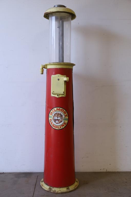 UNKNOWN TEN GALLON VISIBLE GAS PUMP: IN AS FOUND ORIGINAL CONDITON, HAS NO PUMP AND IS MISSING OTHER PARTS, HAS PLASTIC CYLINDER, 108"T. THIS ITEM EXCEEDS SIZE LIMITATIONS FOR IN HOUSE SHIPPING