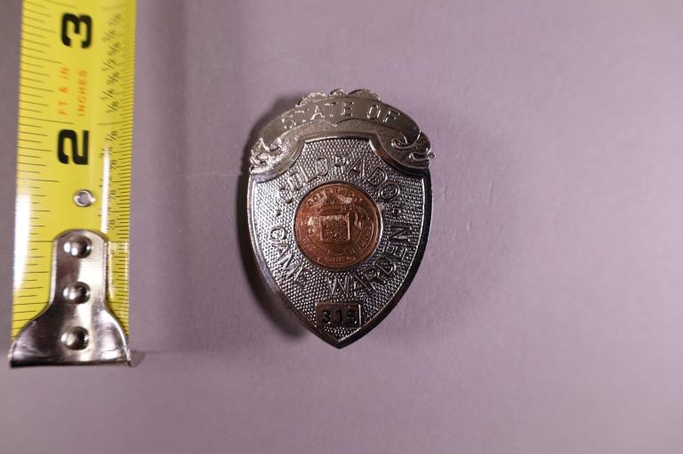 OBSOLETE COLORADO GAME WARDEN BADGE (1 of 2)
