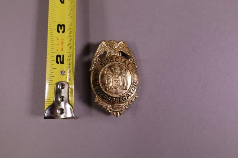 OBSOLETE SPECIAL INVESTIGATOR BADGE: UNMARKED