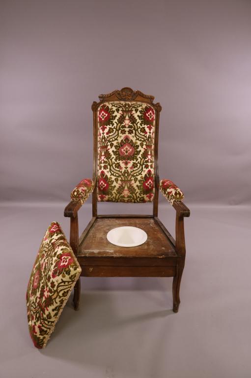 VICTORIAN ARM CHAIR COMMODE (1 of 6)