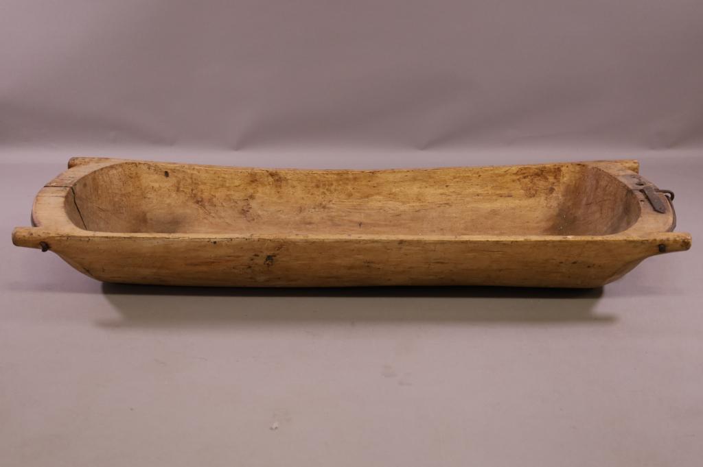 LARGE PRIMITIVE DOUGH BOWL Oct 08, 2022 Redlands Antique Auction in CA