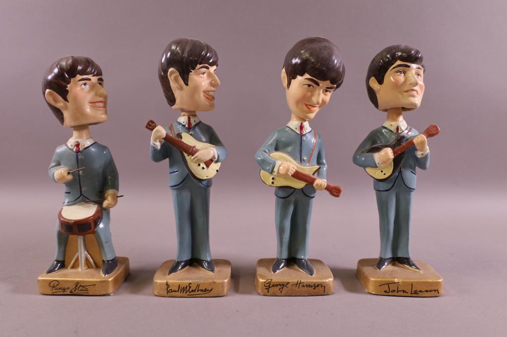 SET OF 4 1964 BEATLES BOBBLE HEADS (1 of 11)