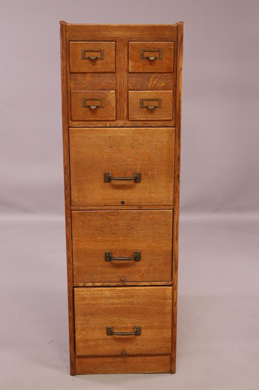 1900'S AMERICAN OAK FILE CABINET (1 of 3)