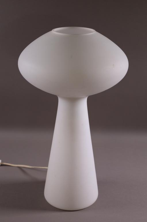 LISA JOHANSSON-PAPE IITTALA MUSHROOM LAMP (1 of 2)