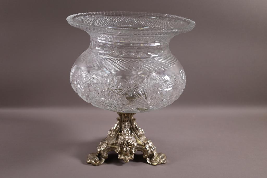 LARGE CUT GLASS CENTER BOWL (1 of 3)