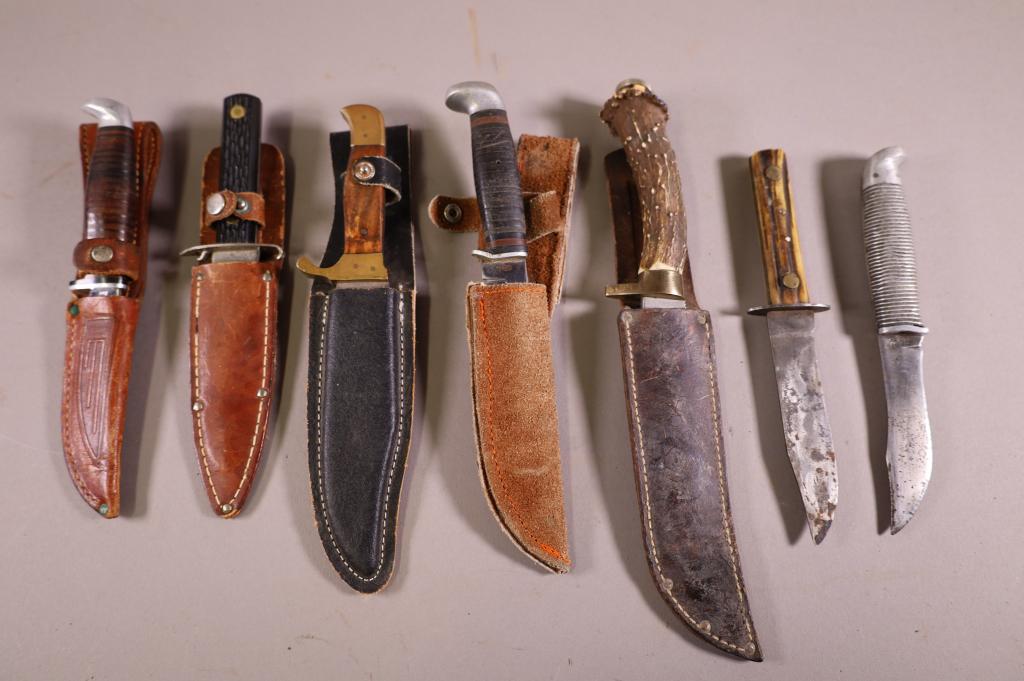 SEVEN HUNTING KNIVES (1 of 5)
