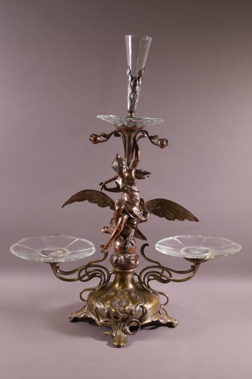 ART NOUVEAU SILVERPLATED EPERGNE (1 of 4)