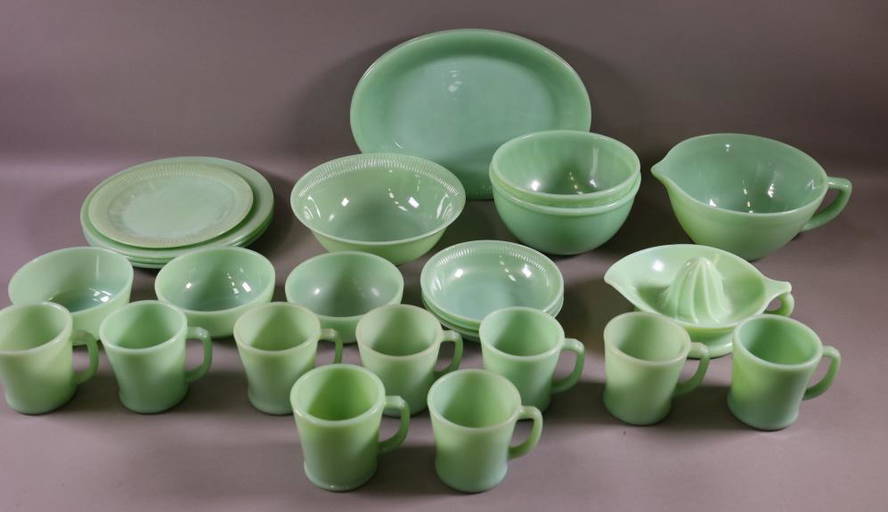 26 PIECES OF JADEITE GLASSWARE (0146) on Jan 14, 2023 Redlands