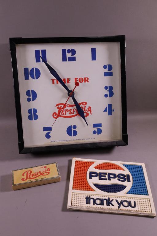THREE PIECES OF PEPSI MEMORABILIA (1 of 6)