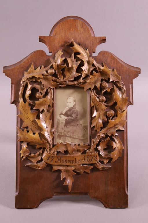 BLACK FOREST PICTURE FRAME (1 of 2)