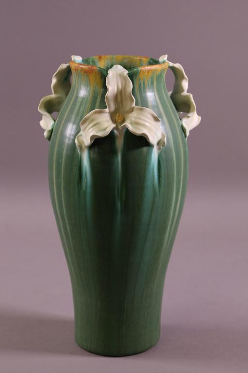 EPHRAIM FAIENCE POTTERY VASE (0019) on Jan 28, 2023 Redlands Antique