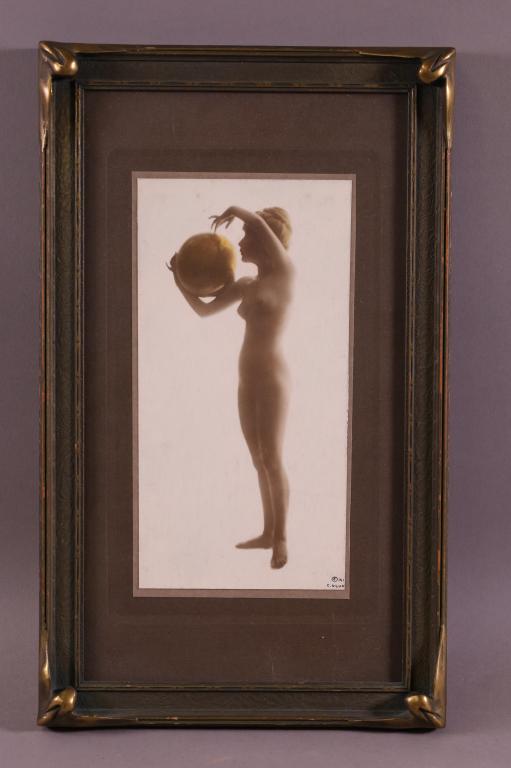 1900'S CRYSTAL GAZER HAND COLORED PHOTO (1 of 2)