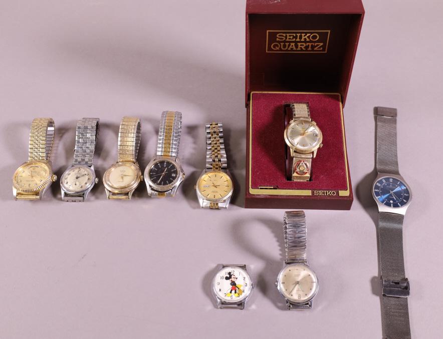COLLECTION OF VINTAGE MENS WATCHES (1 of 4)