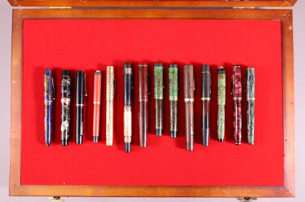 COLLECTION OF FOUNTAIN PENS (1 of 3)