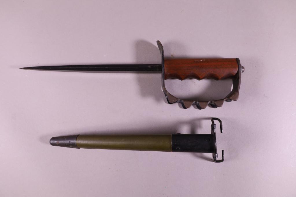 WWI TRENCH KNIFE (1 of 3)