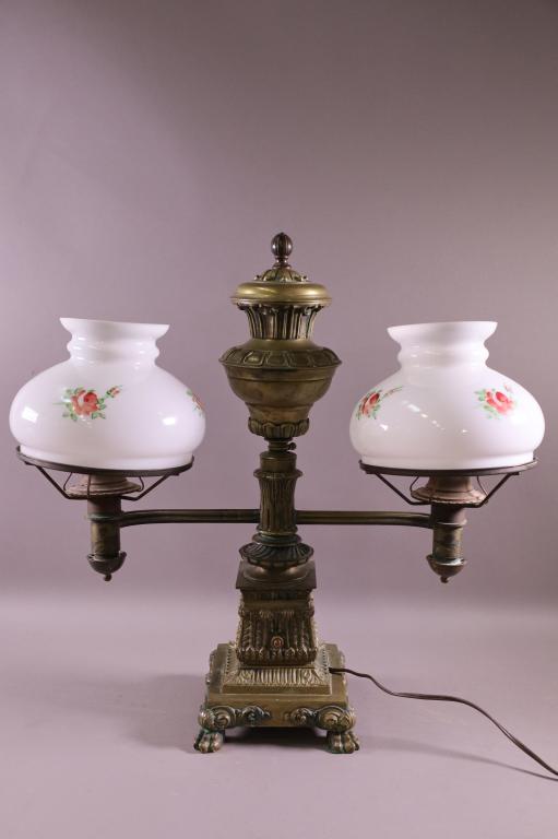 ANTIQUE DOUBLE ARM CONVERTED OIL LAMP (1 of 4)