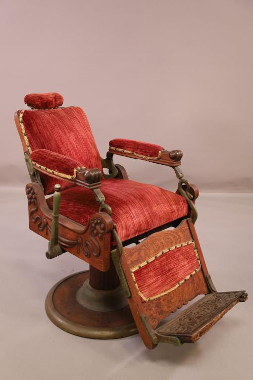 ANTIQUE KOKEN OAK BARBER CHAIR (1 of 5)