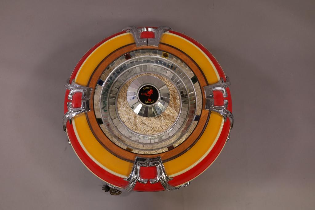 REPRODUCTION WURLITZER CEILING LOUD SPEAKER (1 of 4)