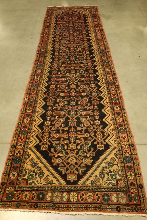 APPROX 3' 7" x 12' 8"  HANDMADE WOOL RUNNER (1 of 5)