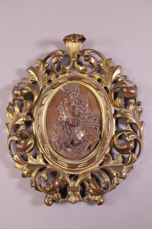 VICTORIAN FRAMED BRONZE PLAQUE (1 of 3)