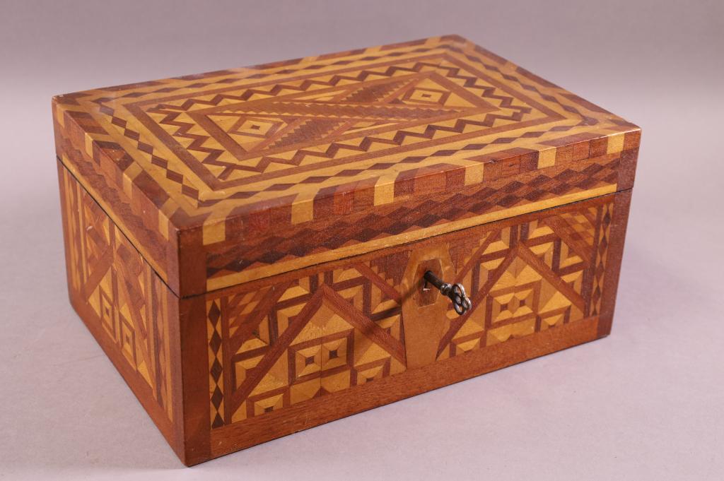 ANTIQUE INLAID SEWING BOX (1 of 4)