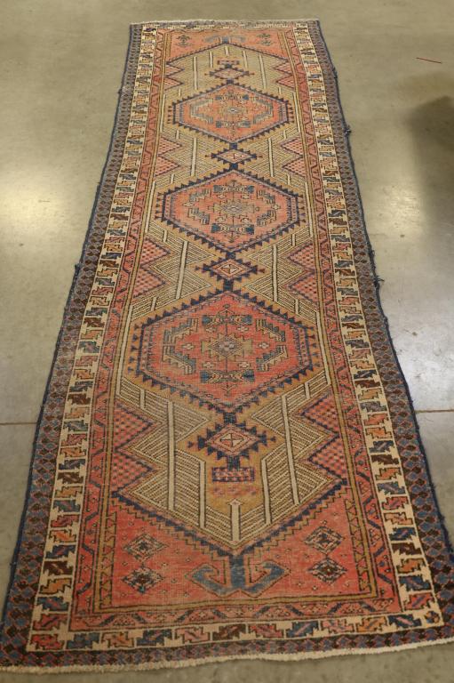 APPROX 10' 3" x 3' 3" HANDMADE WOOL RUG (1 of 4)