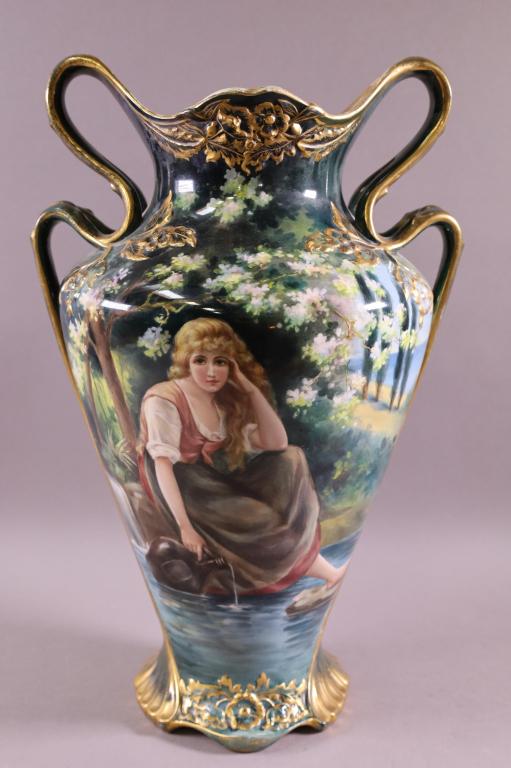 LARGE ROYAL BONN PORTRAIT VASE (1 of 4)