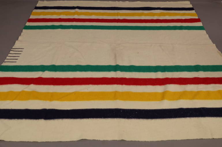 SIX POINT HUDSON BAY BLANKET (0255B) on Mar 04, 2023 Redlands